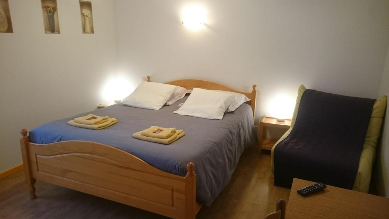 德奥伯格奥斯特拉萨多住宿加早餐酒店 Rézentières 外观 照片